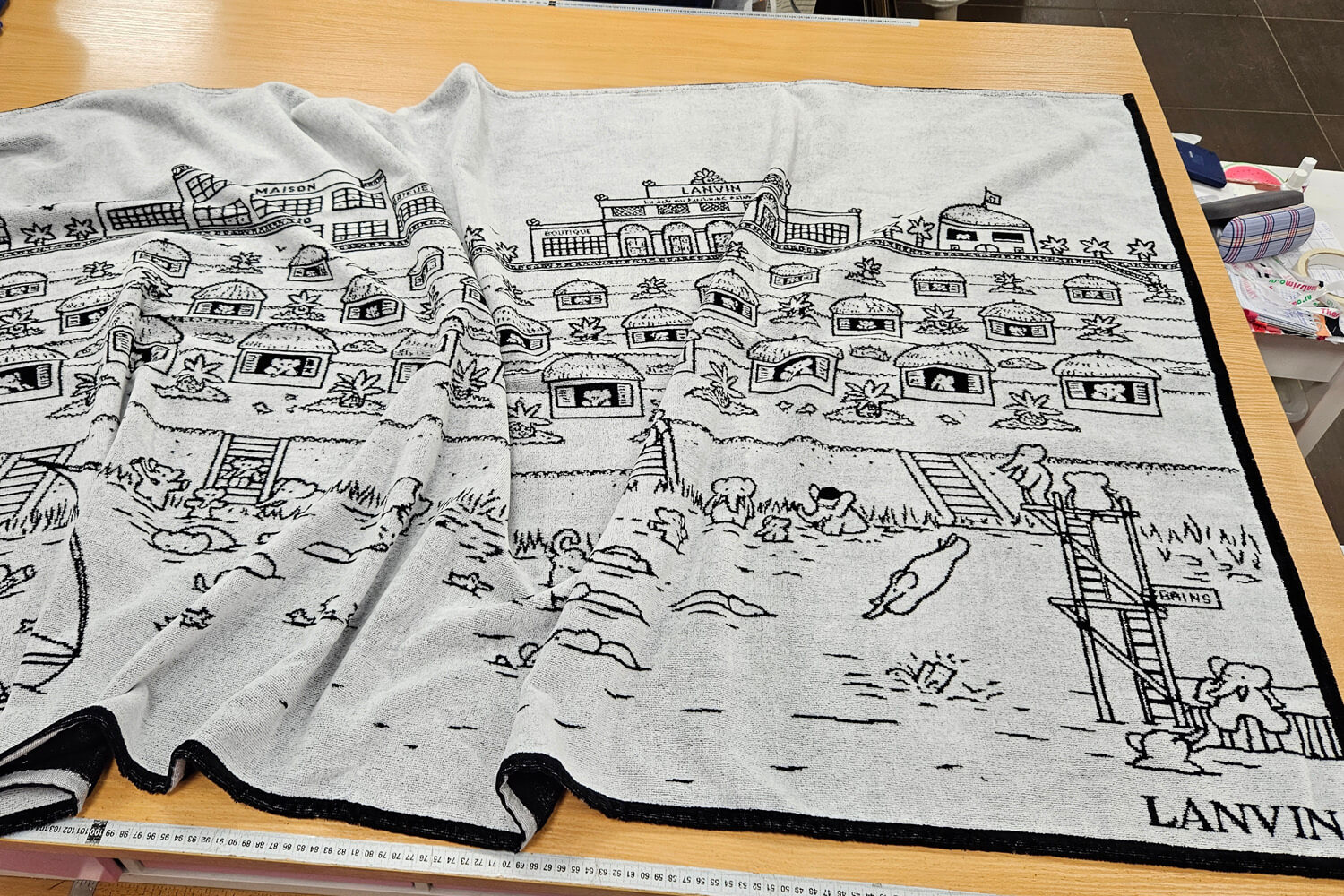 Пляжное полотенце из хлопка 100Х180 см Lanvin, цвет Черно-белый, фото 1
