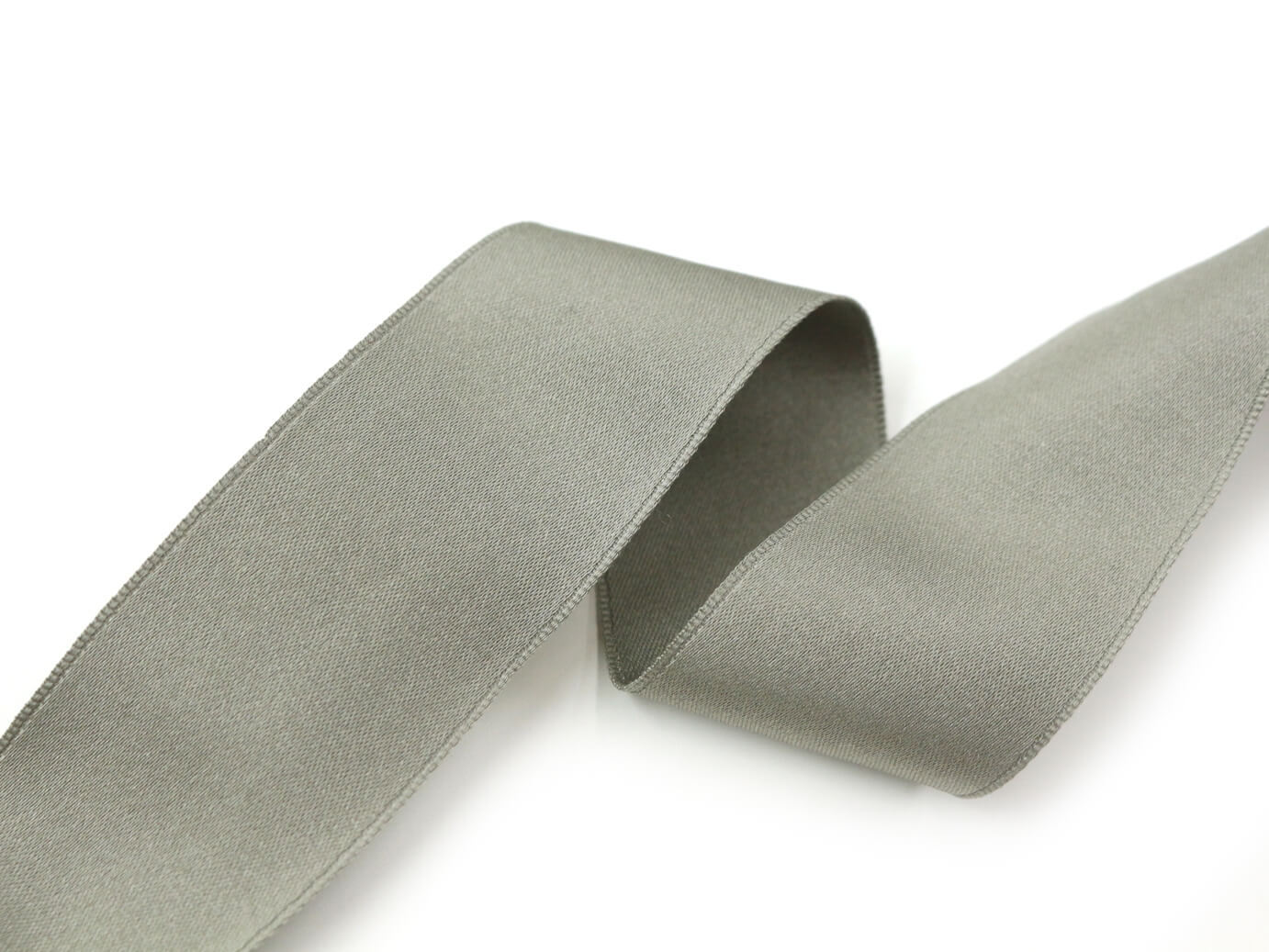 Шелковая сатиновая лента Mokuba 3,8 см, цвет Серый