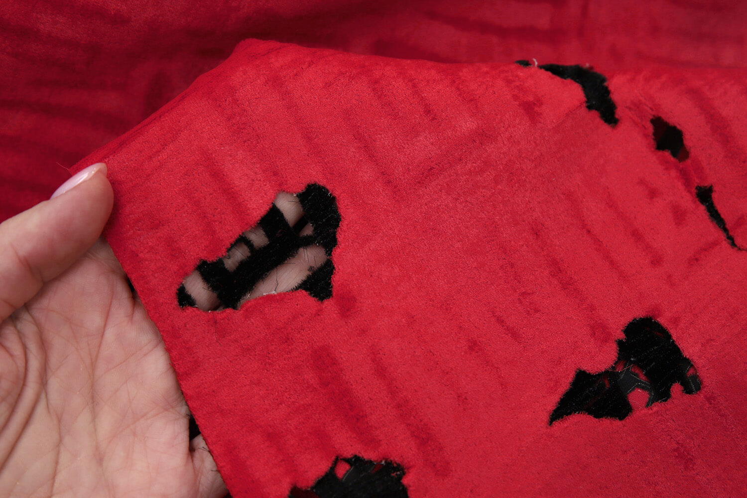Шелковый бархат с лазерной резкой Balmain, цвет Красный, фото 1