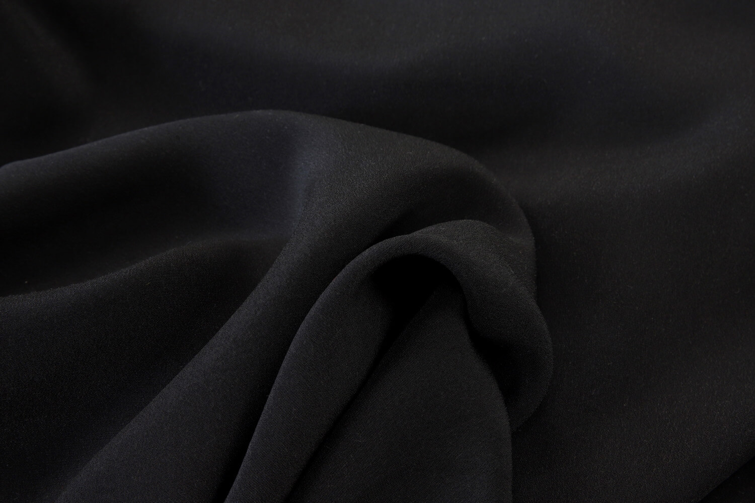 Шелковый кади Valentino, цвет Черный, фото 1