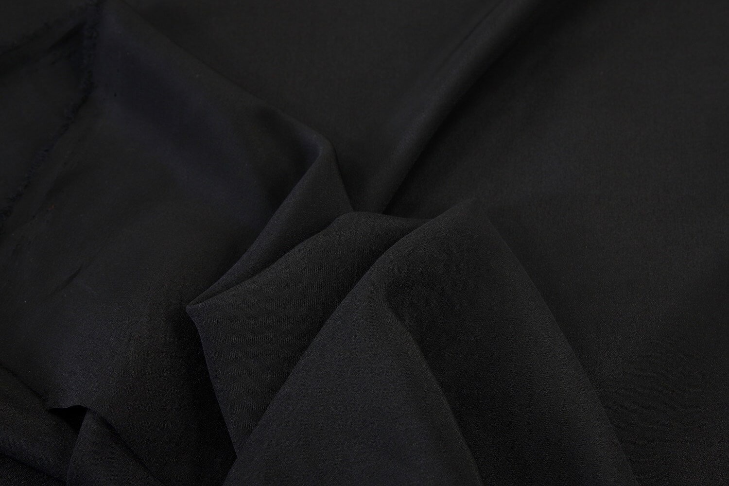 Шелковый крепдешин Balenciaga, цвет Черный, фото 1