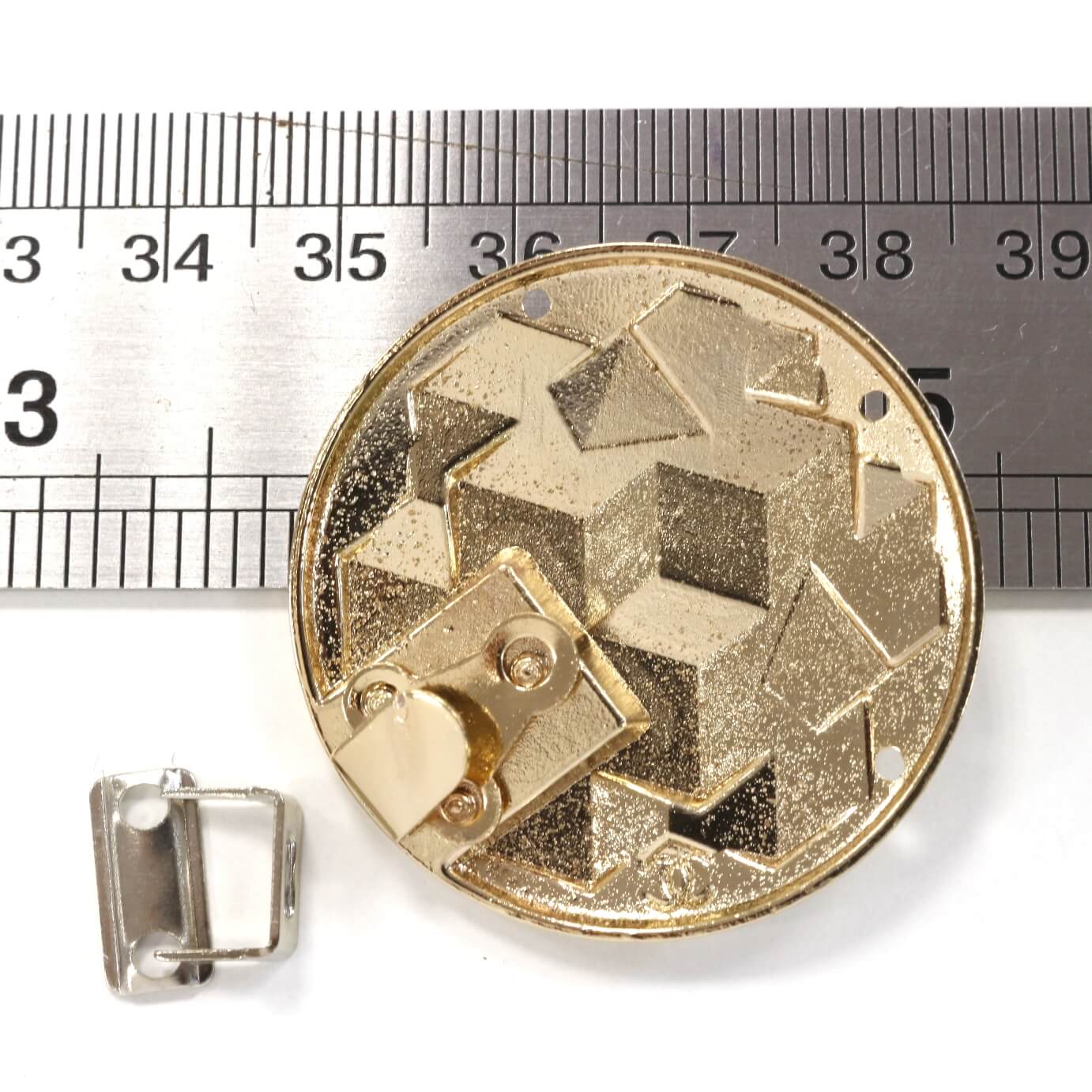 Застежка на крючке Chanel Ø 3,7 см, цвет Золото, фото 1
