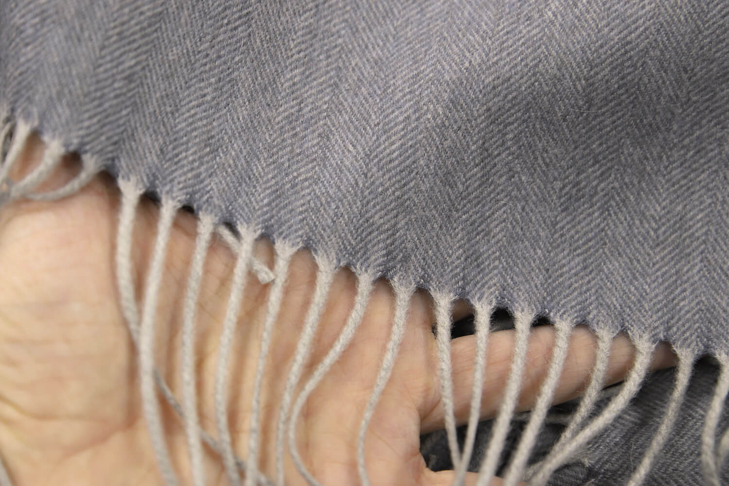 Кашемировый шарф Loro Piana 190х39 см, цвет Серый, фото 1