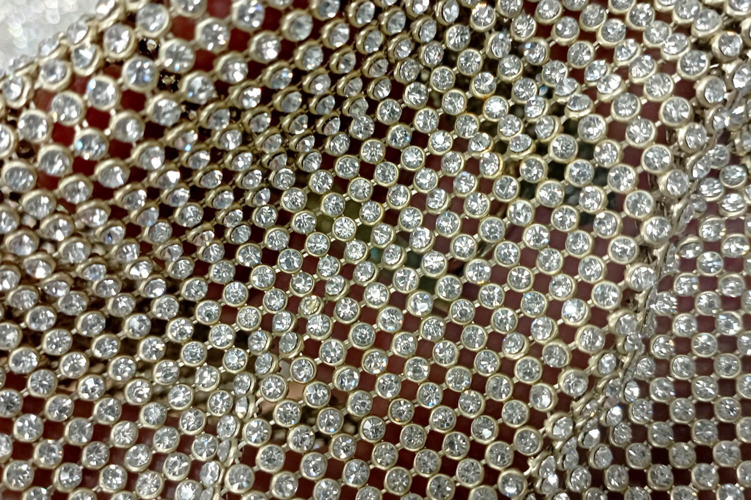 Металлическая сетка со стразами Julien Macdonald 58х50 см, цвет Золото, фото 1