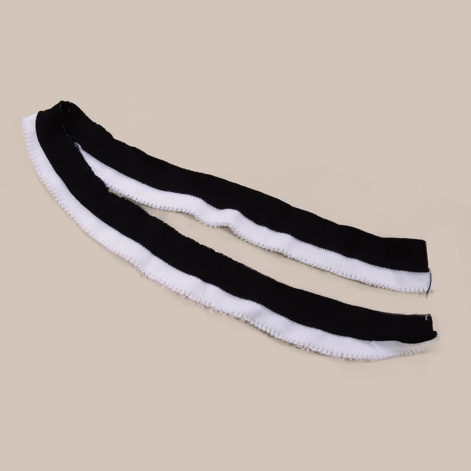 Подвяз Fendi 56х3,5 см, цвет Черно-белый
