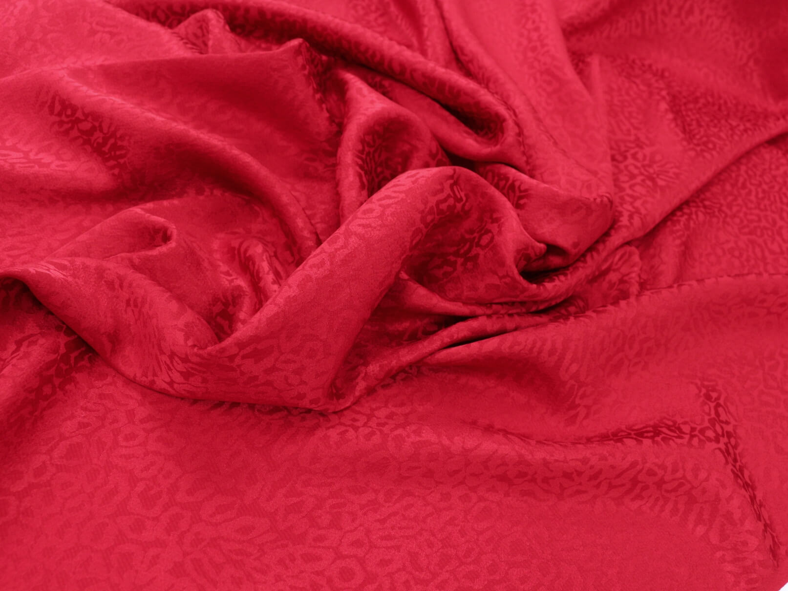 Шелковая ткань с выработкой, цвет Красный