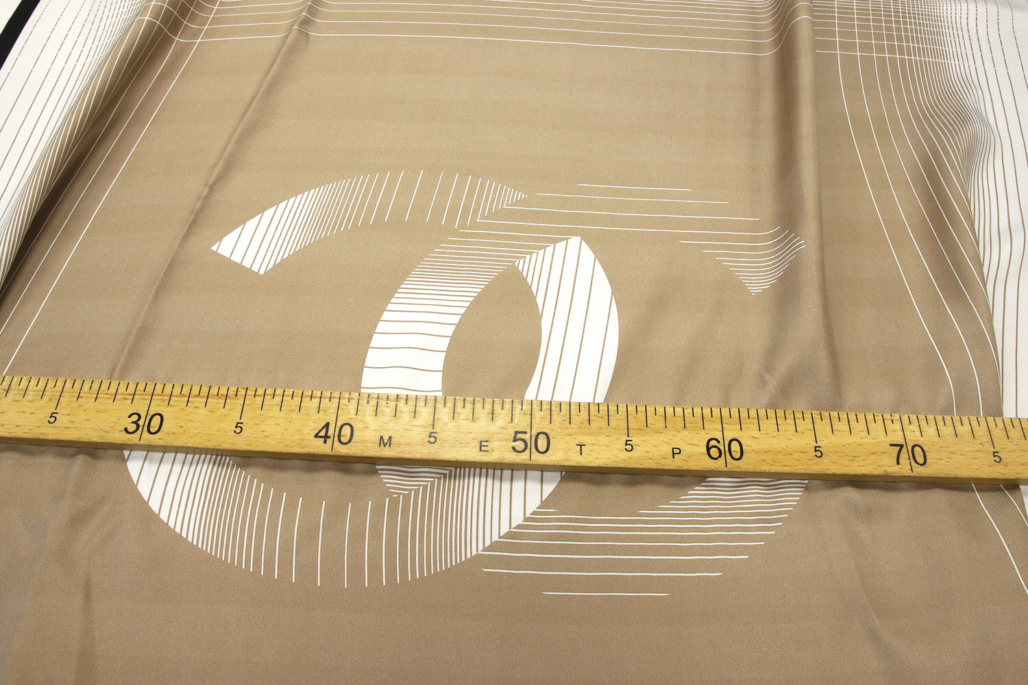 Шелковый платок Chanel 90х90 см, цвет Бежевый, фото 1