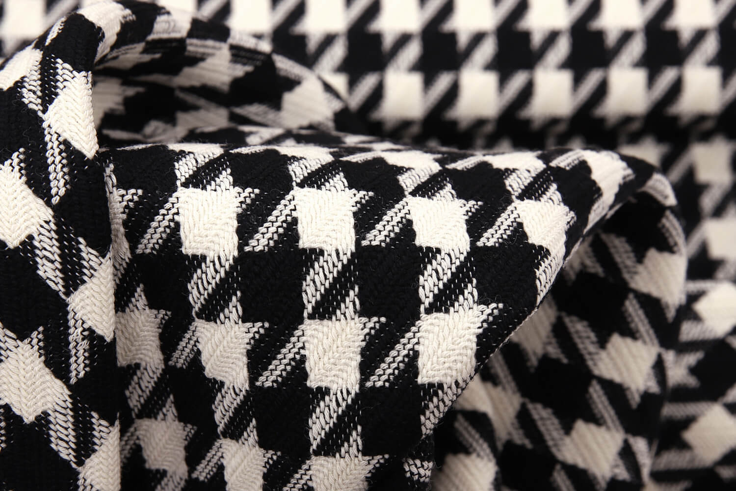 Шерстяная ткань Gucci, цвет Черно-белый, фото 1