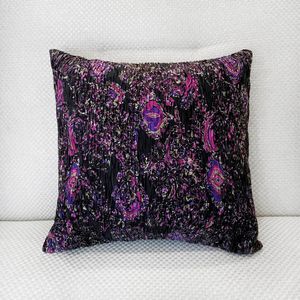 Декоративная подушка из жаккарда 40х40 см, цвет Фиолетовый